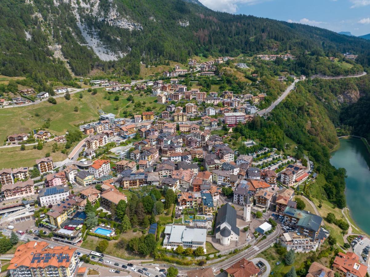 Hotel Lory - Molveno - Dolomiti Εξωτερικό φωτογραφία