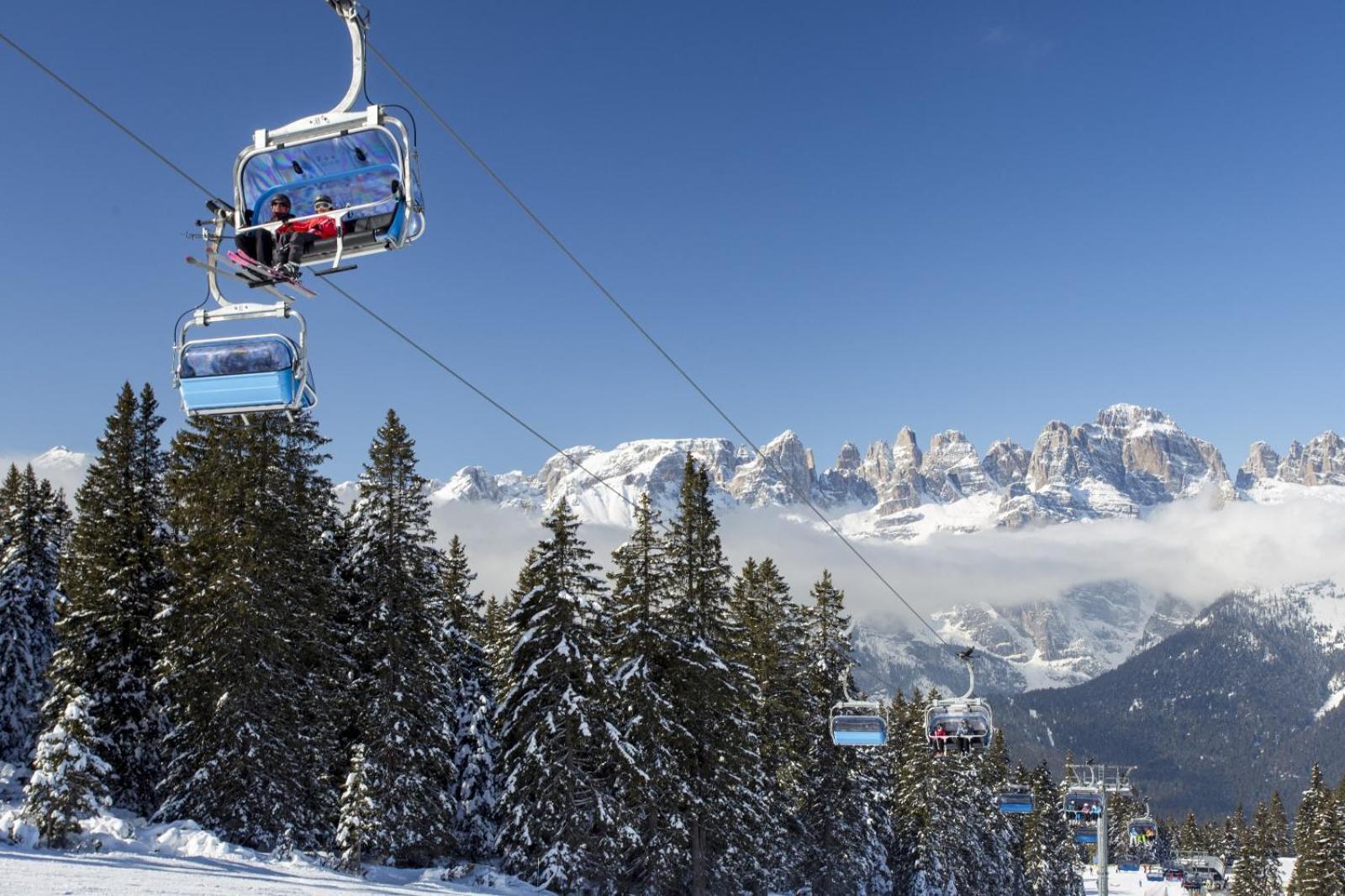 Hotel Lory - Molveno - Dolomiti Εξωτερικό φωτογραφία